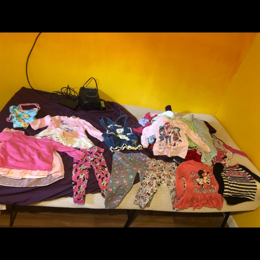 GIRL BABY CLOTHES (18 mos)